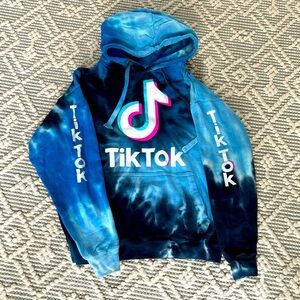 Tye dye TikTok Hoodie - size Medium